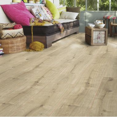 Tundra Oak Spring 4V Πάτωμα Laminate Tarkett της σειράς Essentials Line 832 κατηγορίας AC4 32 πάχους 8mm